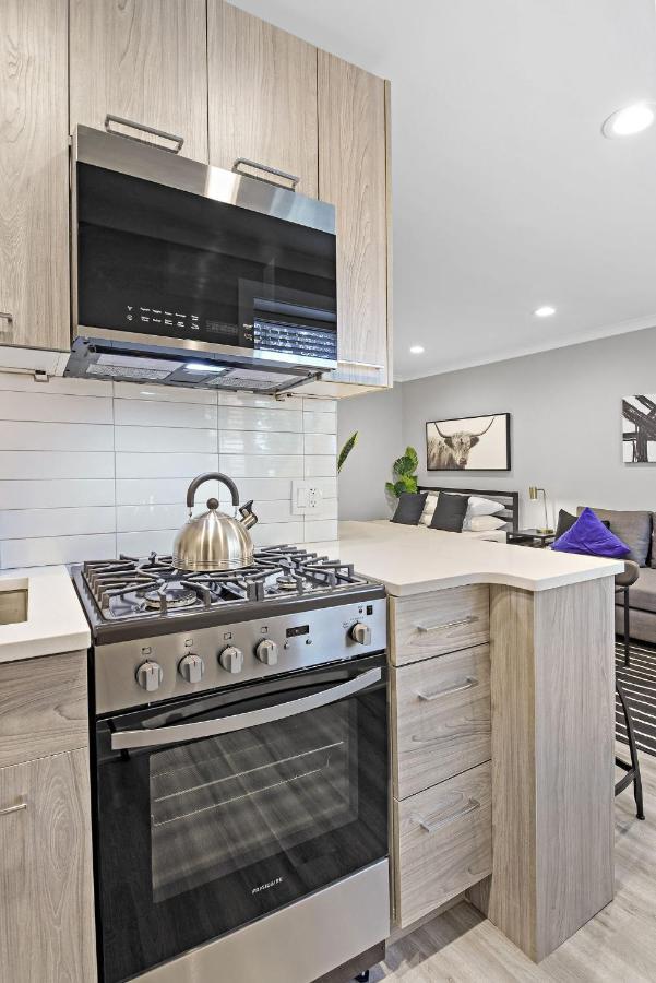 Sophisticated Studio Apartment With Modern Kitchen - Oakdale Od2 Rep Chicago Exteriér fotografie